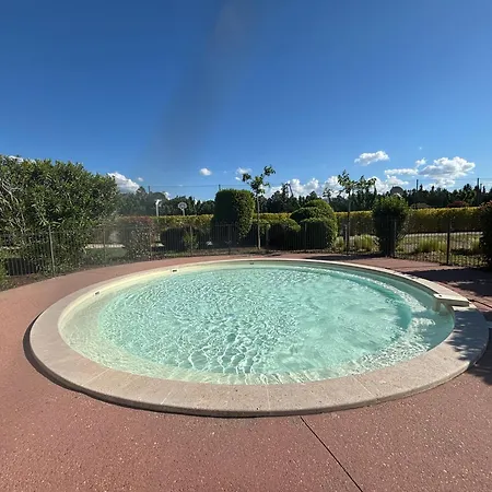 Holiday home Les Demeures Du Ventoux Aubignan